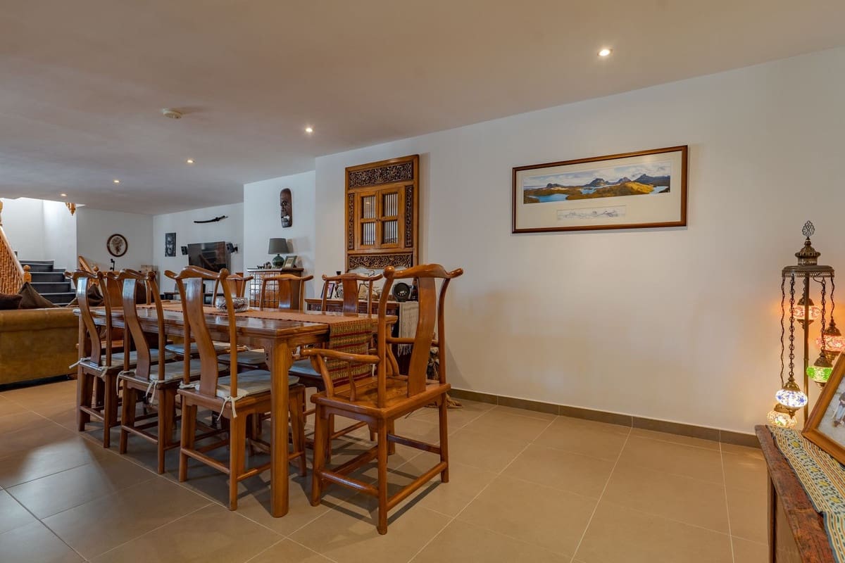4 chambre Villa/Maison à vendre à Alhaurin el Grande avec piscine garage - 845 000 € (Ref: 10076647)