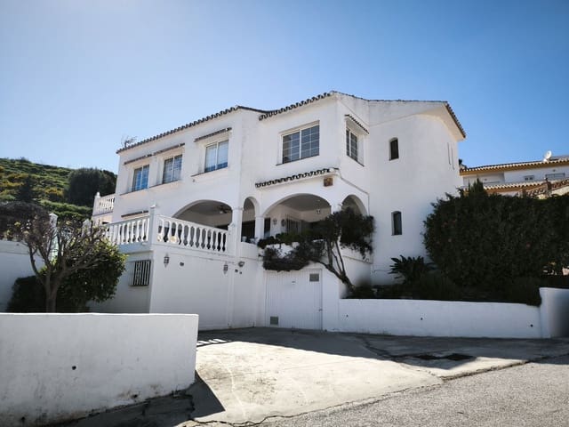 5 sypialnia Willa na sprzedaż w Cerros del Águila, Mijas z basenem garażem - 895 000 € (Ref: 10078909)