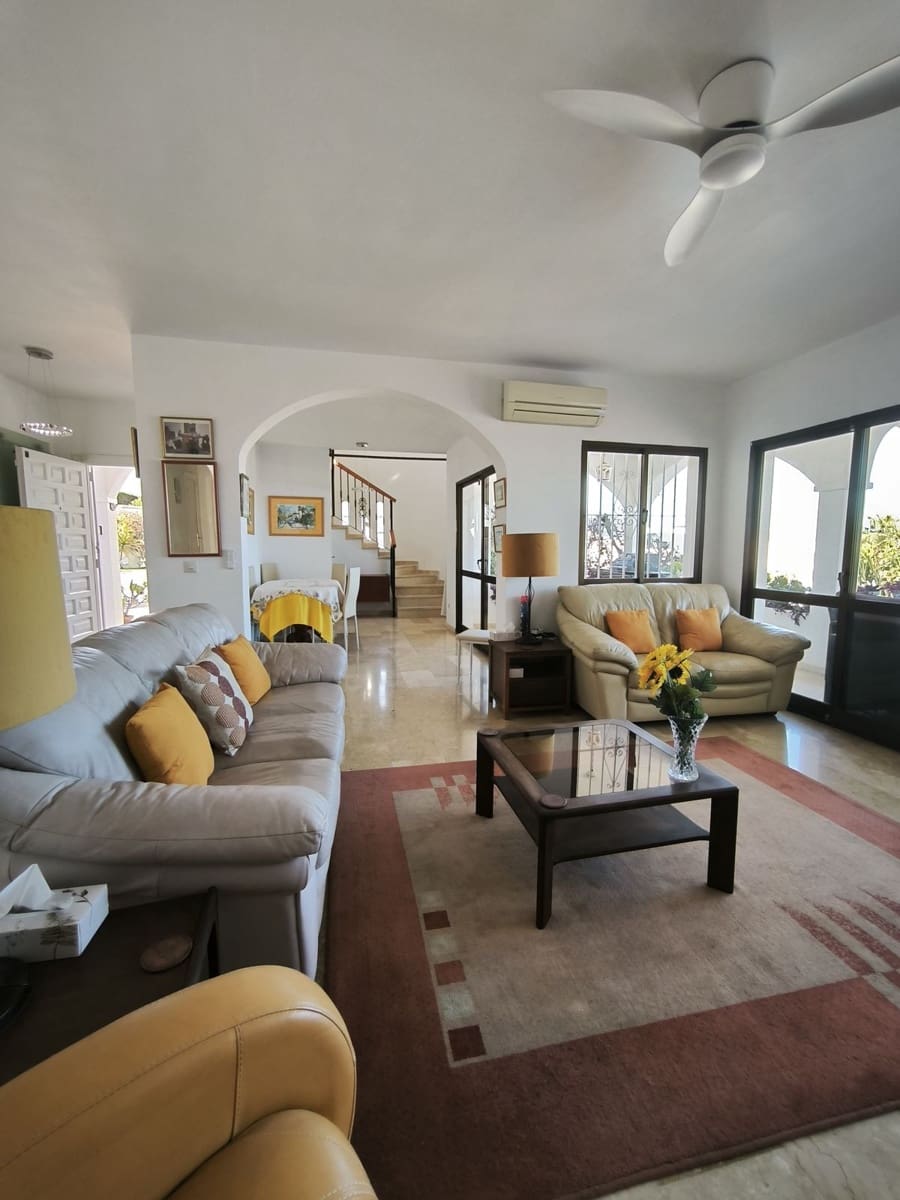 5 sypialnia Willa na sprzedaż w Cerro del Aguila z basenem garażem - 895 000 € (Ref: 10078909)