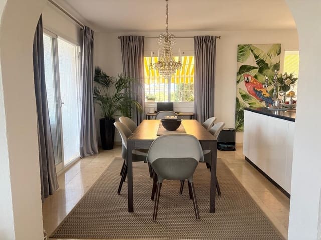 5 slaapkamer Villa te koop in Cerros del Águila, Mijas met zwembad garage - € 995.000 (Ref: 10078914)