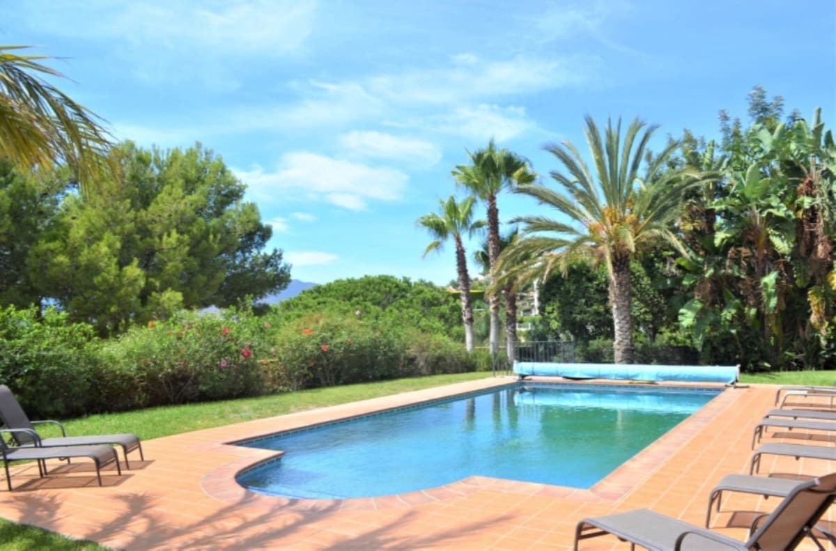 5 sypialnia Willa na sprzedaż w Mijas z basenem garażem - 1 299 950 € (Ref: 10078945)