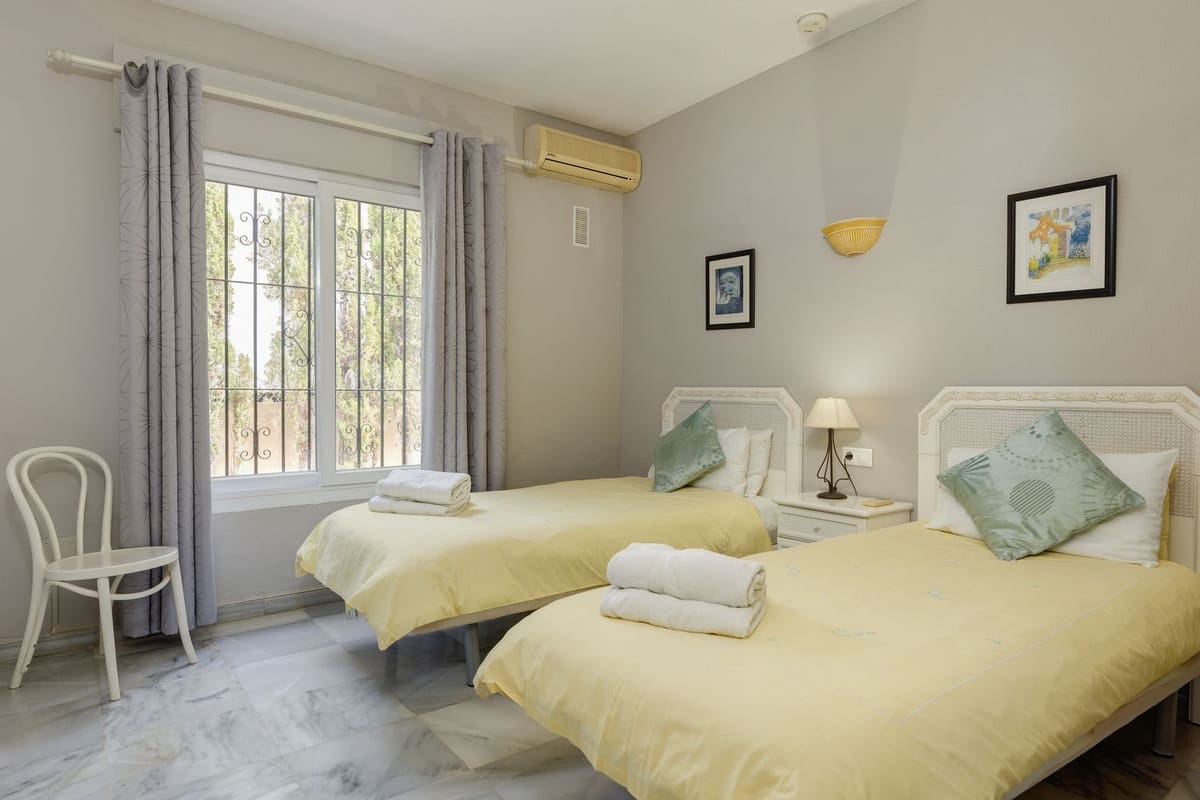 4 soverom Villa til salgs i Mijas Golf med svømmebasseng garasje - € 1 300 000 (Ref: 10079127)