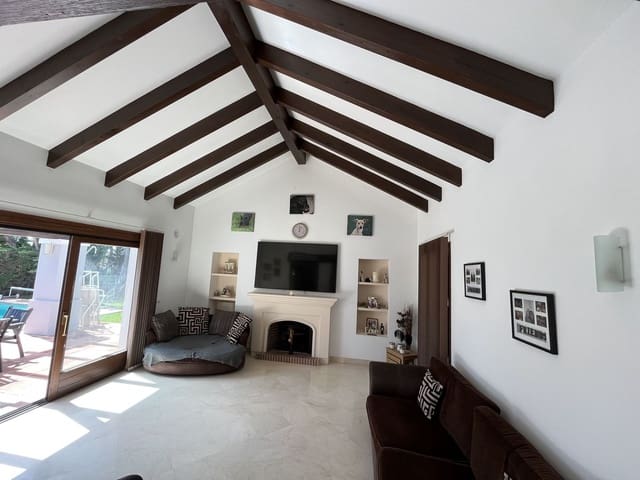 5 sypialnia Willa na sprzedaż w Mijas Golf, Mijas z basenem garażem - 1 325 000 € (Ref: 10079778)