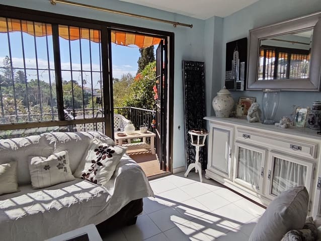 3 bedroom Villa for sale in El Chaparral, Málaga city with pool garage - € 520,000 (Ref: 10079785)