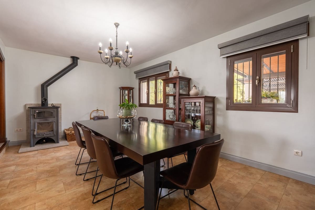 3 chambre Villa/Maison à vendre à Coin avec piscine garage - 545 000 € (Ref: 10079858)