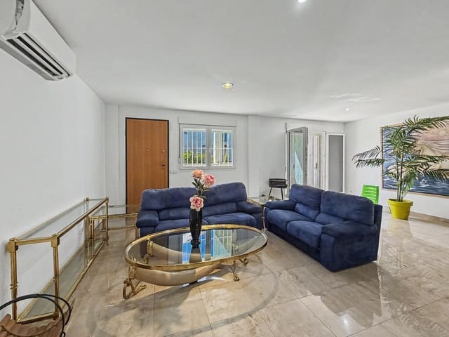 6 soveværelse Villa til salg i Manilva med swimmingpool garage - € 550.000 (Ref: 10081116)