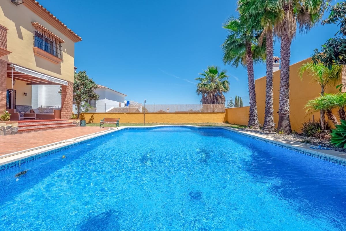 5 camera da letto Villa in vendita in Alhaurin el Grande con piscina garage - 695.000 € (Rif: 10081154)