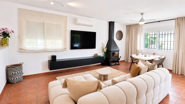 4 Zimmer Villa zu verkaufen in Mijas mit Pool Garage - 849.000 € (Ref: 10081307)