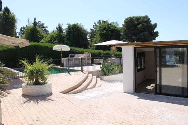 4 Zimmer Villa zu verkaufen in Mijas mit Pool Garage - 849.000 € (Ref: 10081307)