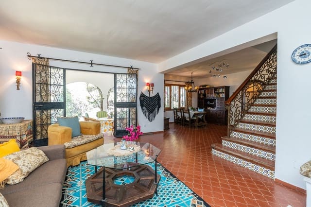 3 soveværelse Villa til salg i Elviria, Marbella med swimmingpool garage - € 985.000 (Ref: 10081497)