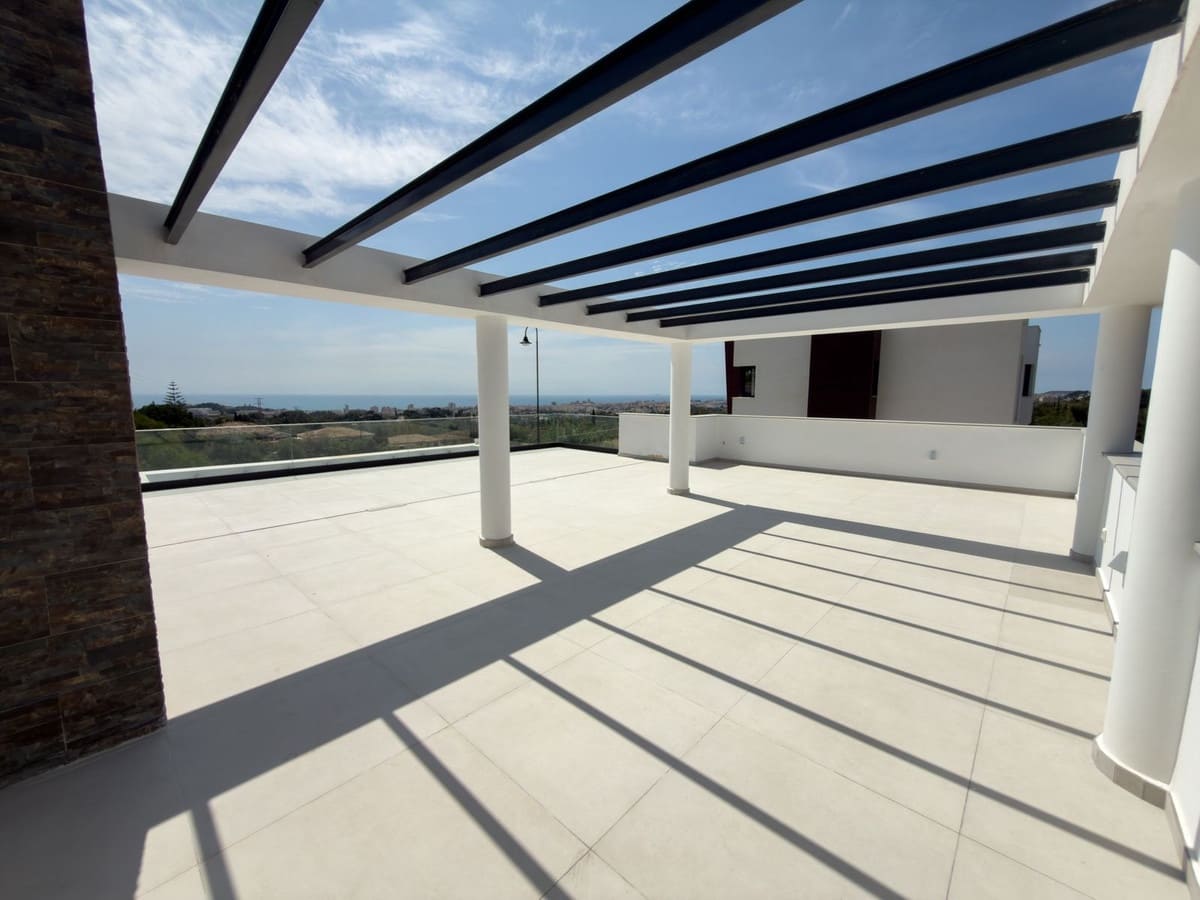 4 sypialnia Willa na sprzedaż w Mijas z basenem garażem - 995 000 € (Ref: 10082165)