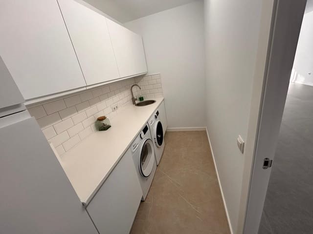 4 slaapkamer Villa te koop in Marbella met zwembad garage - € 1.095.000 (Ref: 10086112)