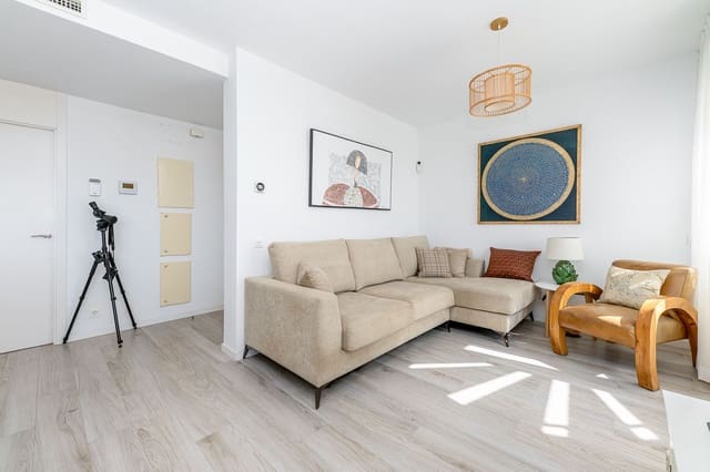 2 bedroom Penthouse for sale in Cancelada, Estepona with pool garage - € 589,000 (Ref: 10086333)