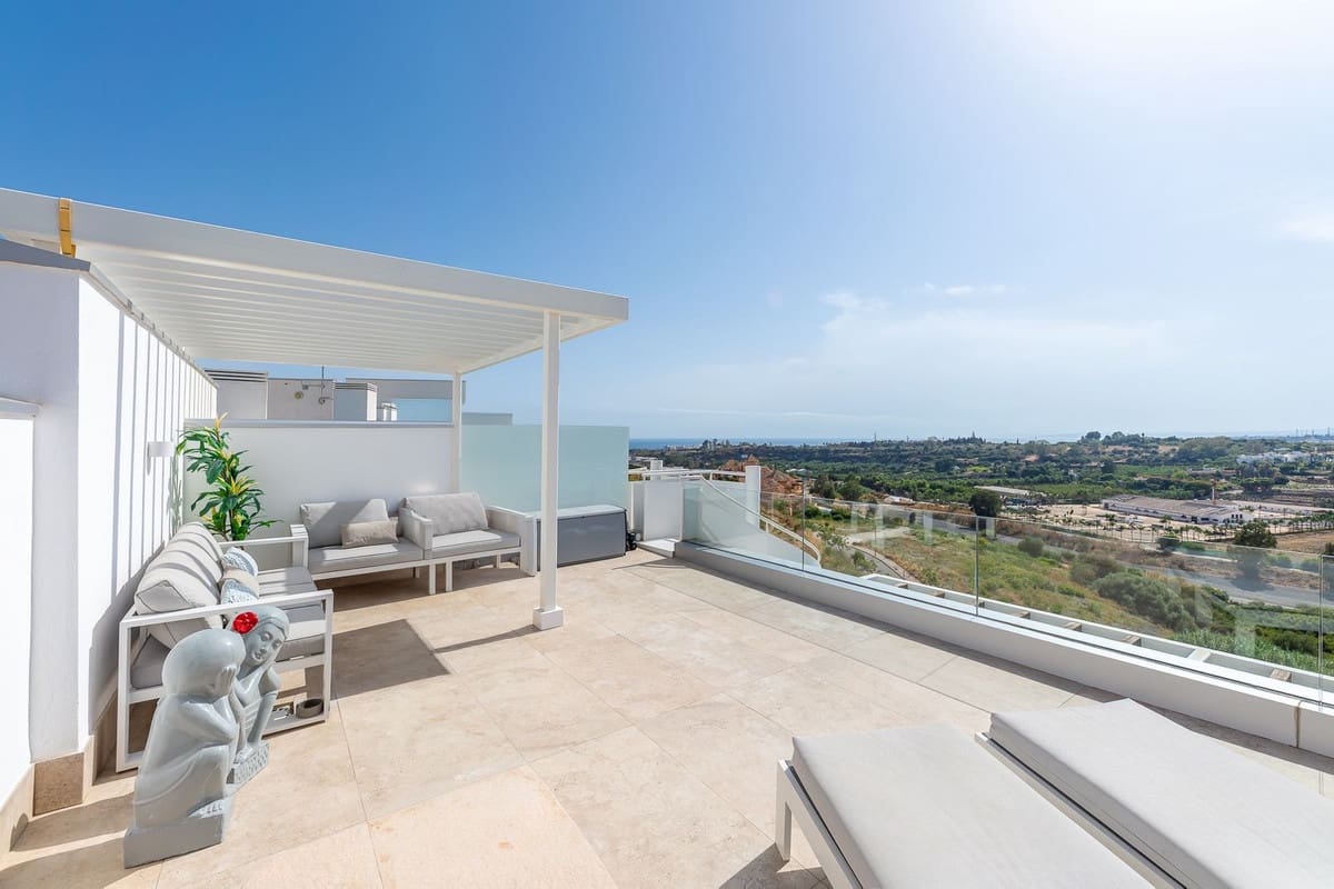 2 bedroom Penthouse for sale in Cancelada with pool garage - € 589,000 (Ref: 10086333)