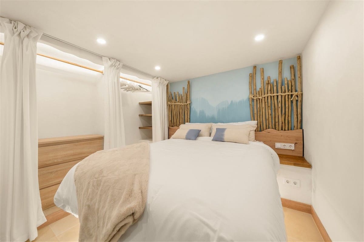 4 sovrum Hus till salu i Estepona med pool garage - 1 695 000 € (Ref: 10089664)