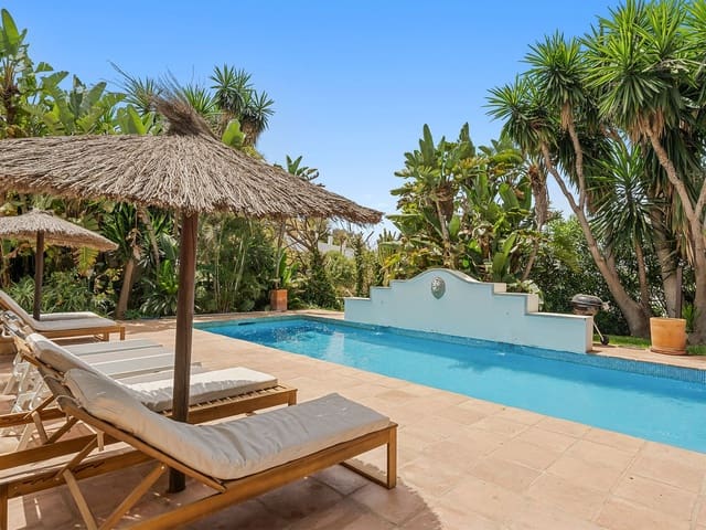 8 soveværelse Villa til salg i El Rosario, Marbella med swimmingpool - € 2.500.000 (Ref: 10089668)