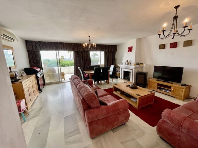 3 quarto Casa em Banda para venda em La Duquesa / Puerto de la Duquesa, Manilva com piscina garagem - 395 000 € (Ref: 10089682)