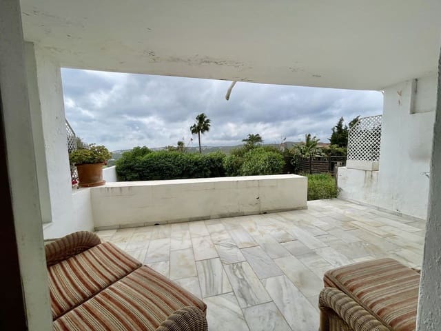 3 quarto Casa em Banda para venda em La Duquesa / Puerto de la Duquesa, Manilva com piscina garagem - 395 000 € (Ref: 10089682)