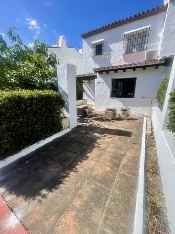 3 quarto Casa em Banda para venda em La Duquesa / Puerto de la Duquesa, Manilva com piscina garagem - 395 000 € (Ref: 10089682)