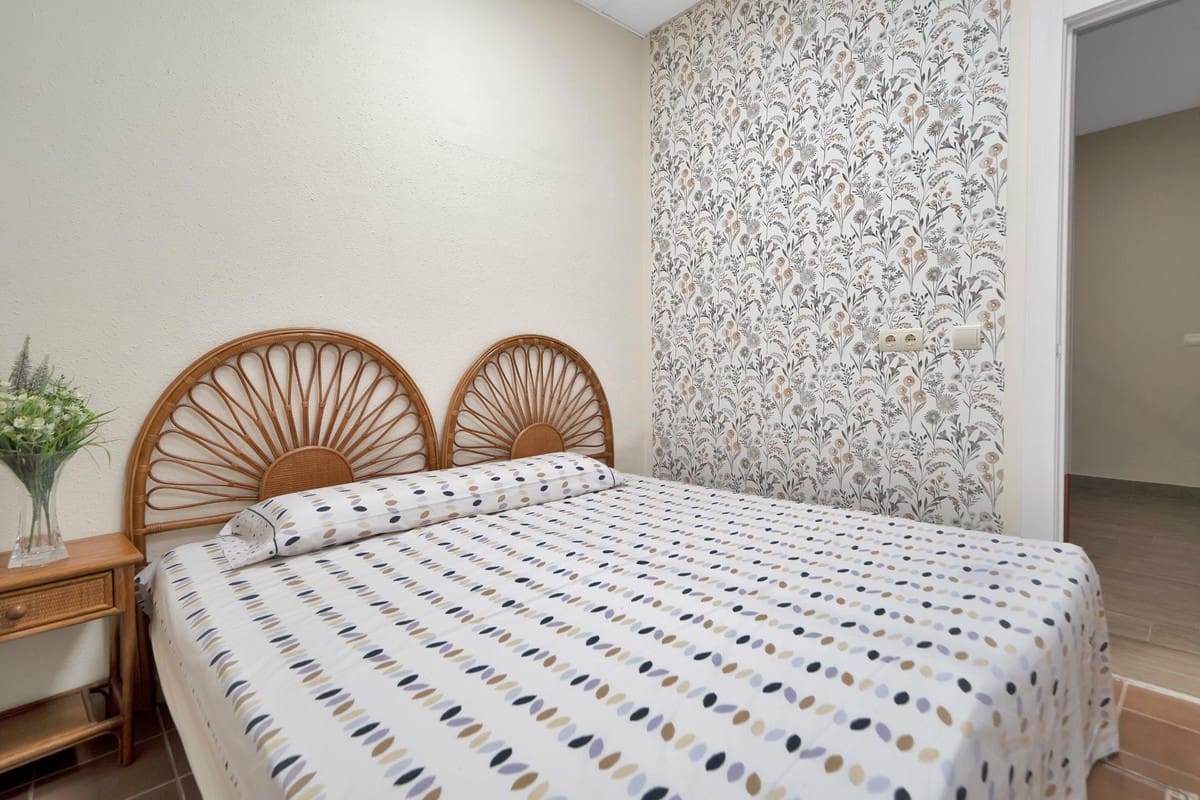 4 bedroom Townhouse for sale in Fuengirola with pool garage - € 525,000 (Ref: 10089685)