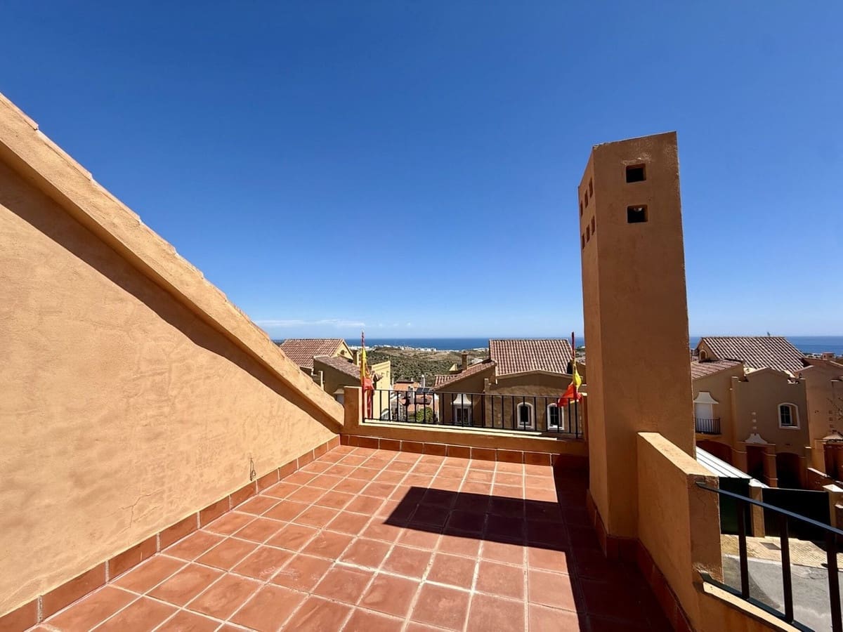 3 slaapkamer Huis te koop in Riviera del Sol met zwembad garage - € 550.000 (Ref: 10089690)