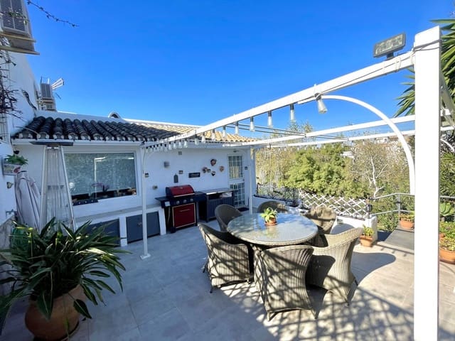 3 quarto Moradia para venda em Cerros del Águila, Mijas com piscina garagem - 599 000 € (Ref: 10089732)
