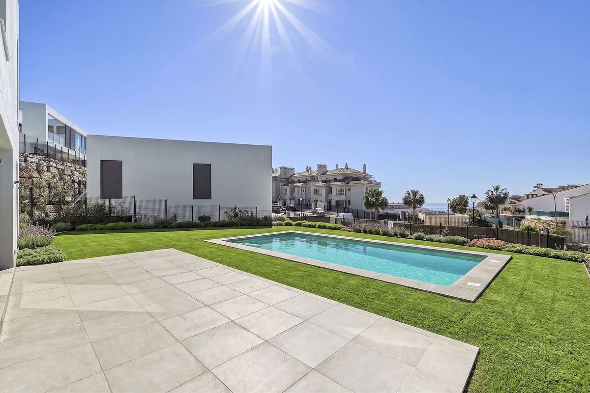 3 camera da letto Villa in vendita in Mijas Costa con piscina garage - 599.000 € (Rif: 10090859)