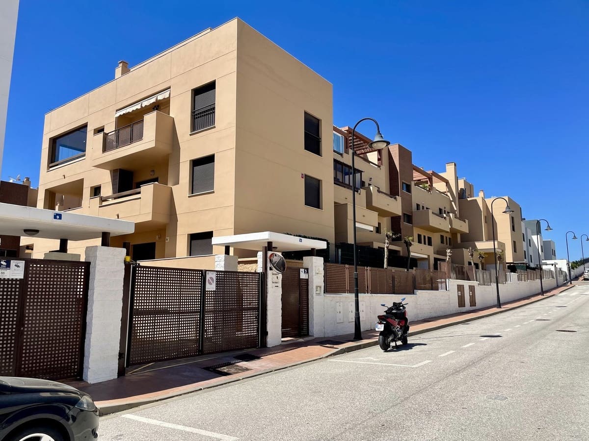 2 makuuhuone Huoneisto myytävänä paikassa La Cala de Mijas mukana uima-altaan 
autotalli - 398 000 € (Ref: 10094509)