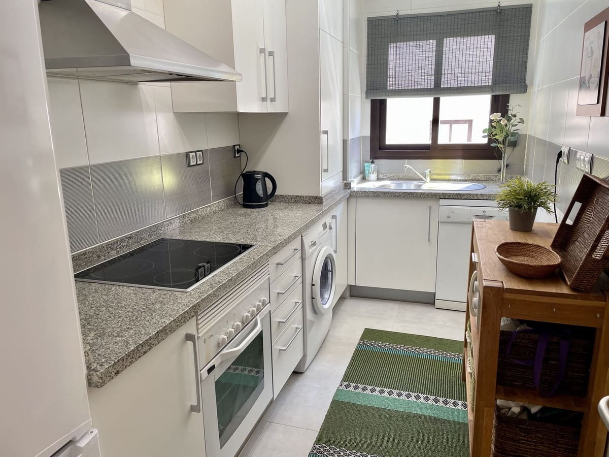 2 makuuhuone Huoneisto myytävänä paikassa La Cala de Mijas mukana uima-altaan 
autotalli - 398 000 € (Ref: 10094509)