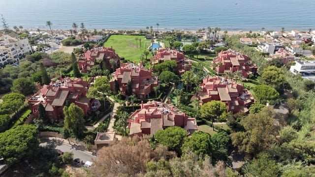 4 soverom Penthouse til salgs i Elviria, Marbella med svømmebasseng garasje - € 1 699 000 (Ref: 10094599)