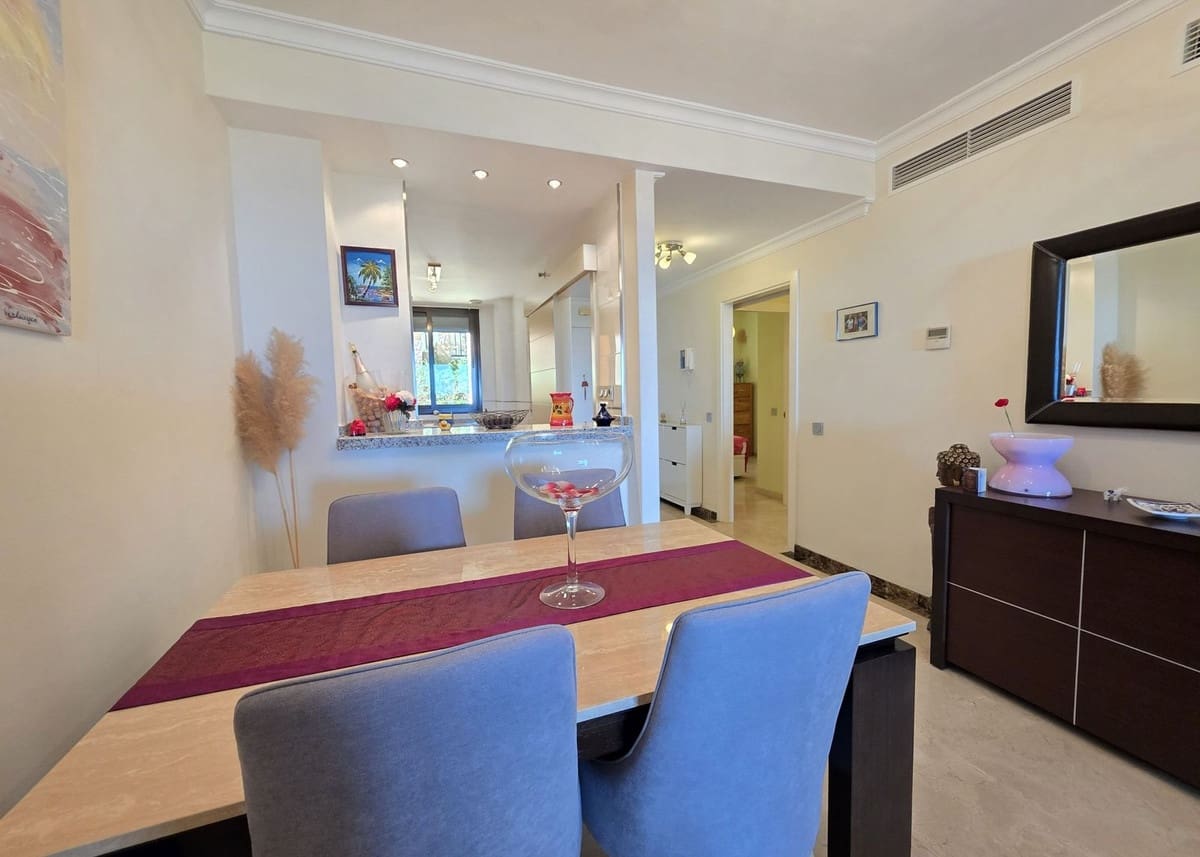 2 soverom Leilighet til salgs i La Cala de Mijas med svømmebasseng garasje - € 379 000 (Ref: 10098373)