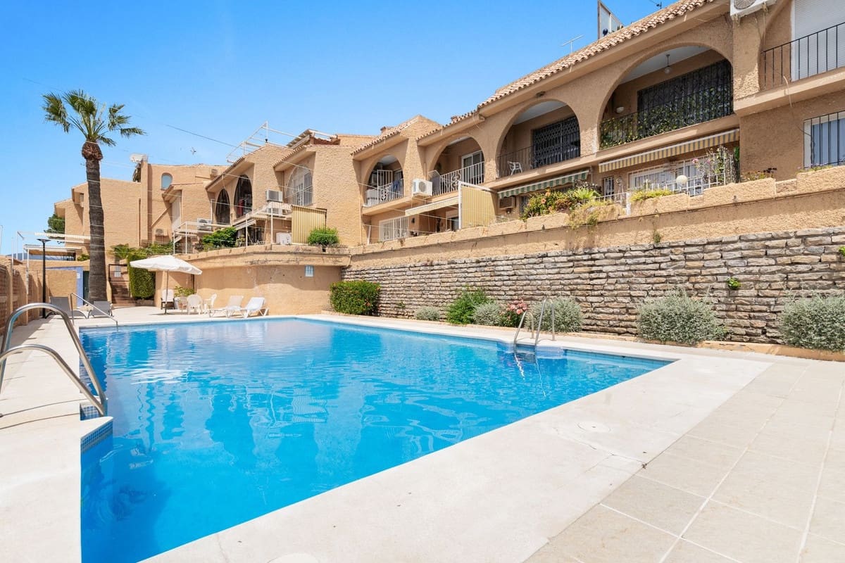 2 soverom Leilighet til salgs i Estepona med svømmebasseng - € 444 000 (Ref: 10098374)