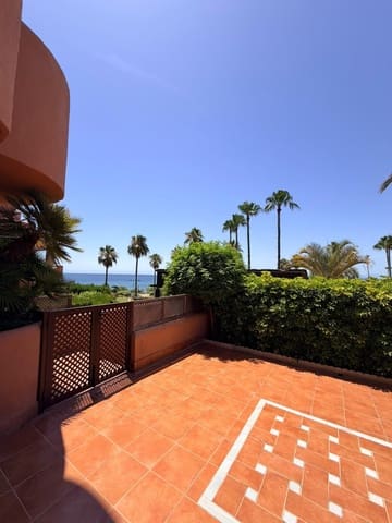 2 soverom Leilighet til salgs i New Golden Mile, Estepona med svømmebasseng garasje - € 750 000 (Ref: 10098383)