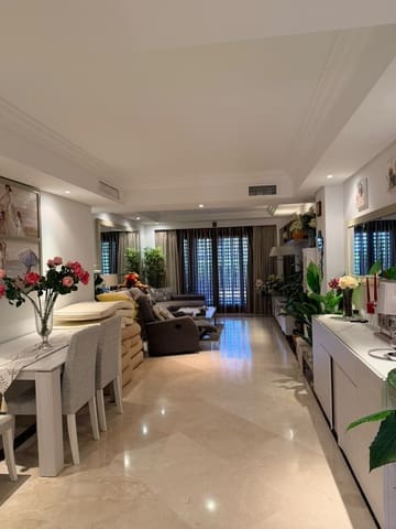 2 soverom Leilighet til salgs i New Golden Mile, Estepona med svømmebasseng garasje - € 750 000 (Ref: 10098383)