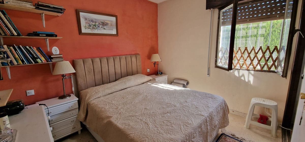 2 bedroom Villa for sale in Manilva with garage - € 335,000 (Ref: 10100388)