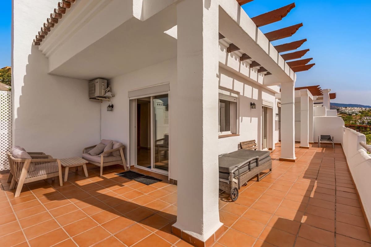 3 soveværelse Penthouse til salg i New Golden Mile med swimmingpool garage - € 599.000 (Ref: 10100484)