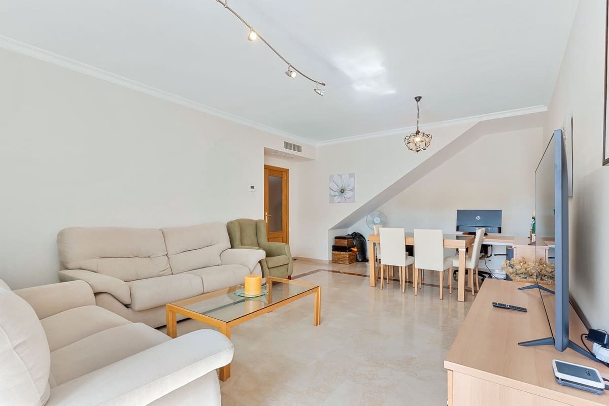 3 soveværelse Penthouse til salg i New Golden Mile med swimmingpool garage - € 599.000 (Ref: 10100484)