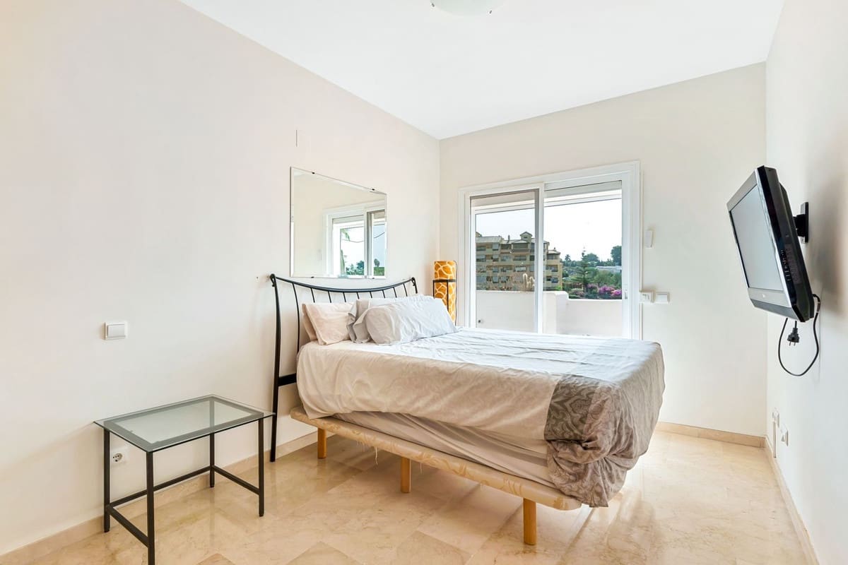 3 soveværelse Penthouse til salg i New Golden Mile med swimmingpool garage - € 599.000 (Ref: 10100484)