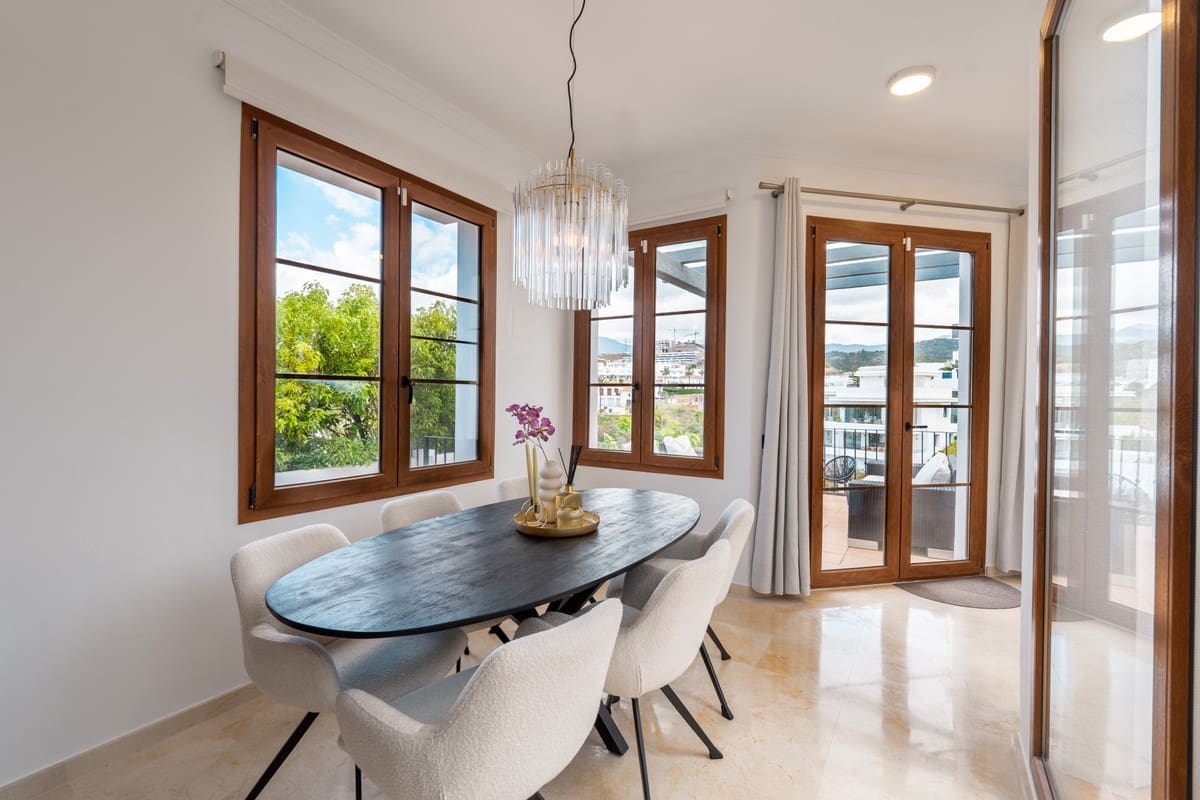 4 chambre Villa/Maison à vendre à Estepona avec piscine garage - 1 295 000 € (Ref: 10100488)