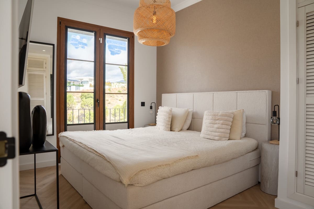 4 chambre Villa/Maison à vendre à Estepona avec piscine garage - 1 295 000 € (Ref: 10100488)