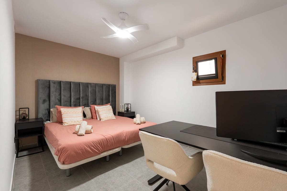 4 chambre Villa/Maison à vendre à Estepona avec piscine garage - 1 295 000 € (Ref: 10100488)