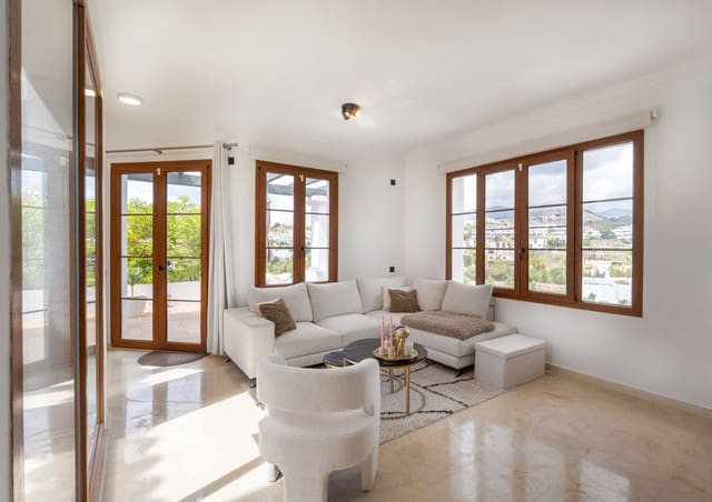 4 chambre Villa/Maison à vendre à Estepona avec piscine garage - 1 295 000 € (Ref: 10100488)