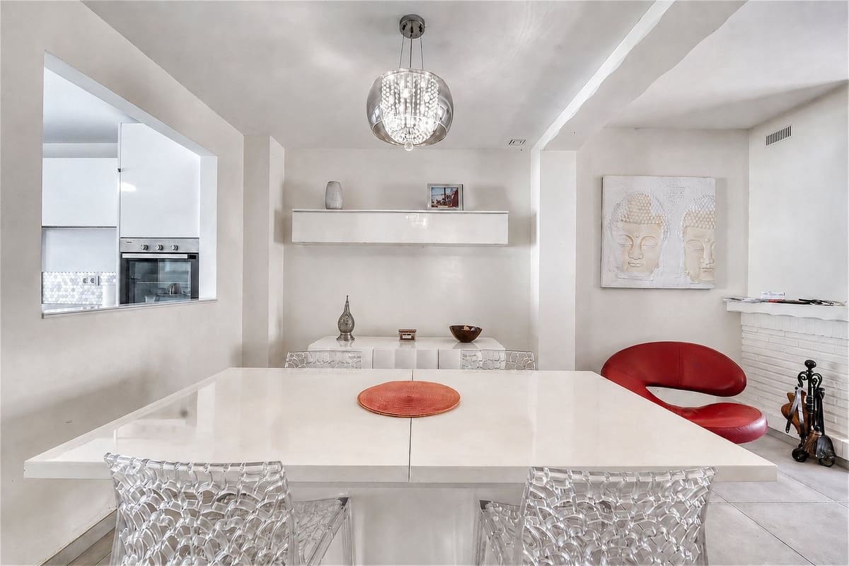 Casa de 3 habitaciones en Casares en venta con piscina - 395.000 € (Ref: 10102519)
