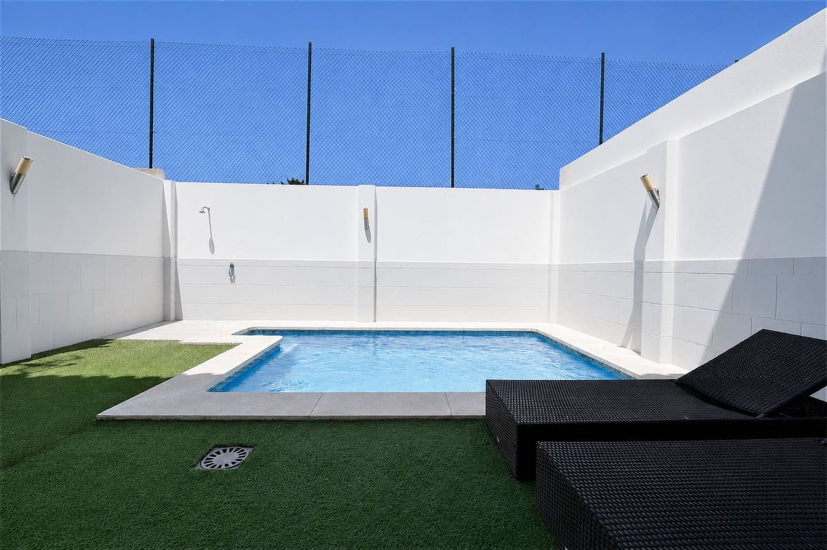 Casa de 3 habitaciones en Casares en venta con piscina - 395.000 € (Ref: 10102519)