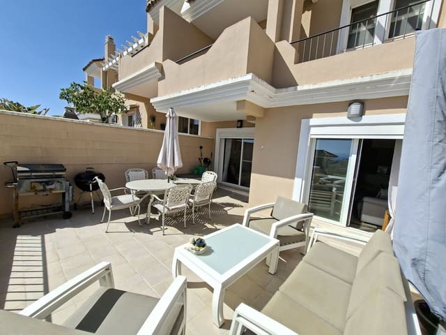 3 soveværelse Byhus til salg i La Duquesa / Puerto de la Duquesa, Manilva med swimmingpool garage - € 430.000 (Ref: 10102566)