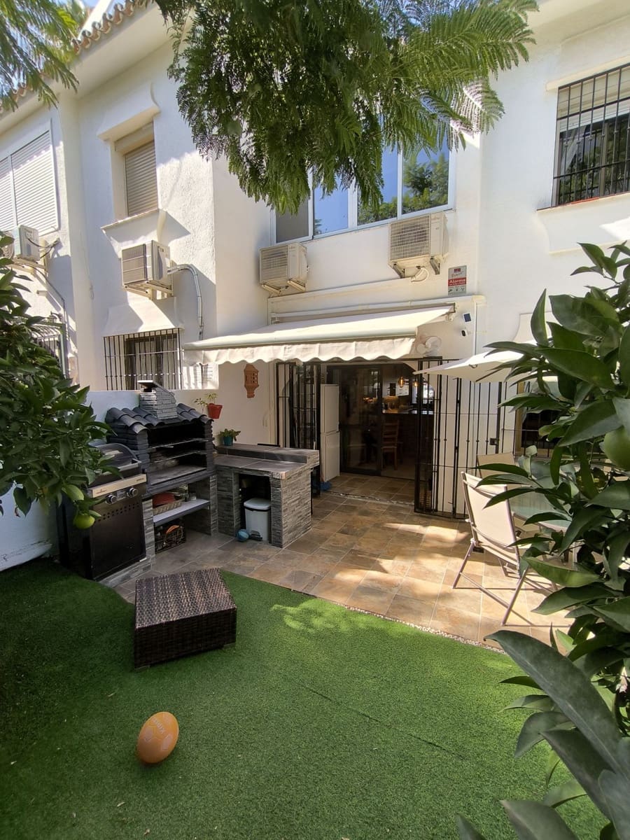 3 chambre Maison de Ville à vendre à Cerro del Aguila avec piscine garage - 445 000 € (Ref: 10102570)