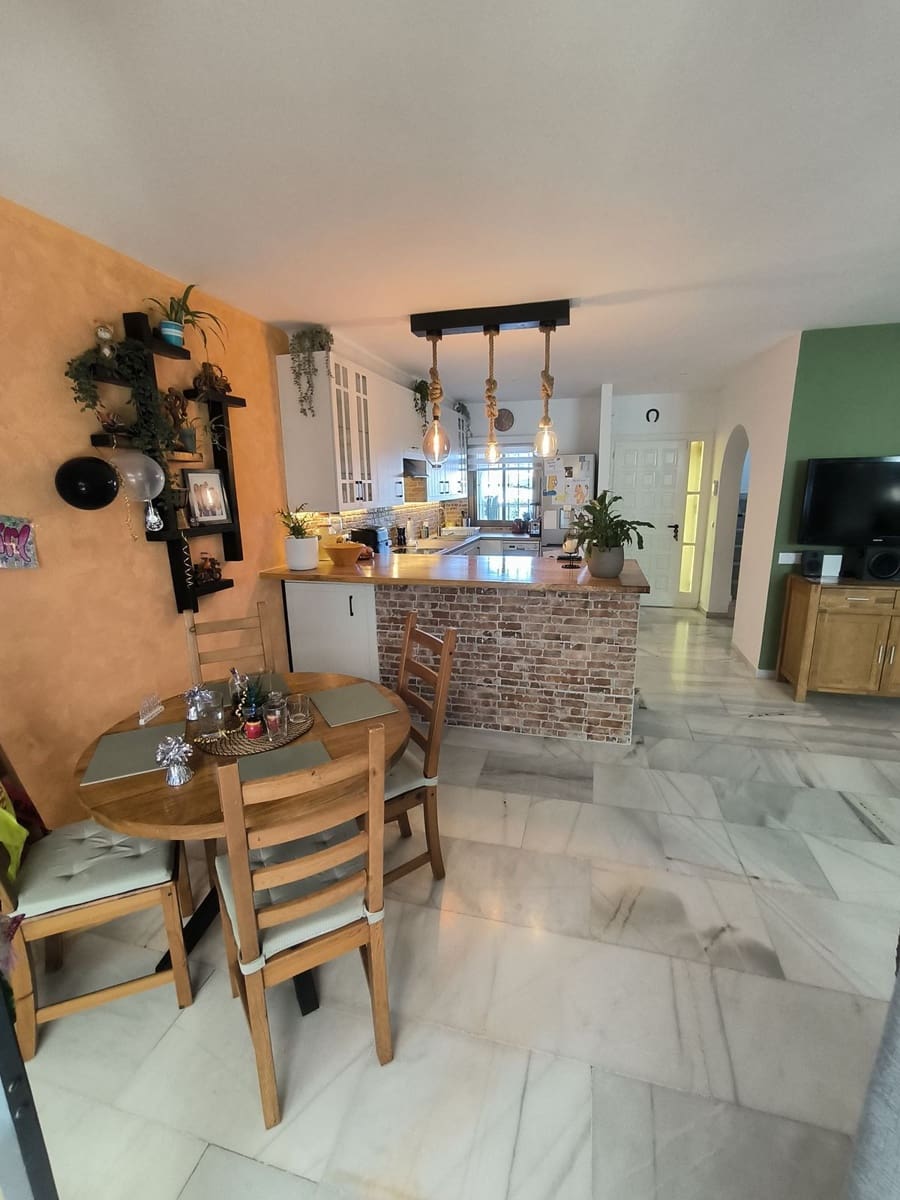 3 chambre Maison de Ville à vendre à Cerro del Aguila avec piscine garage - 445 000 € (Ref: 10102570)