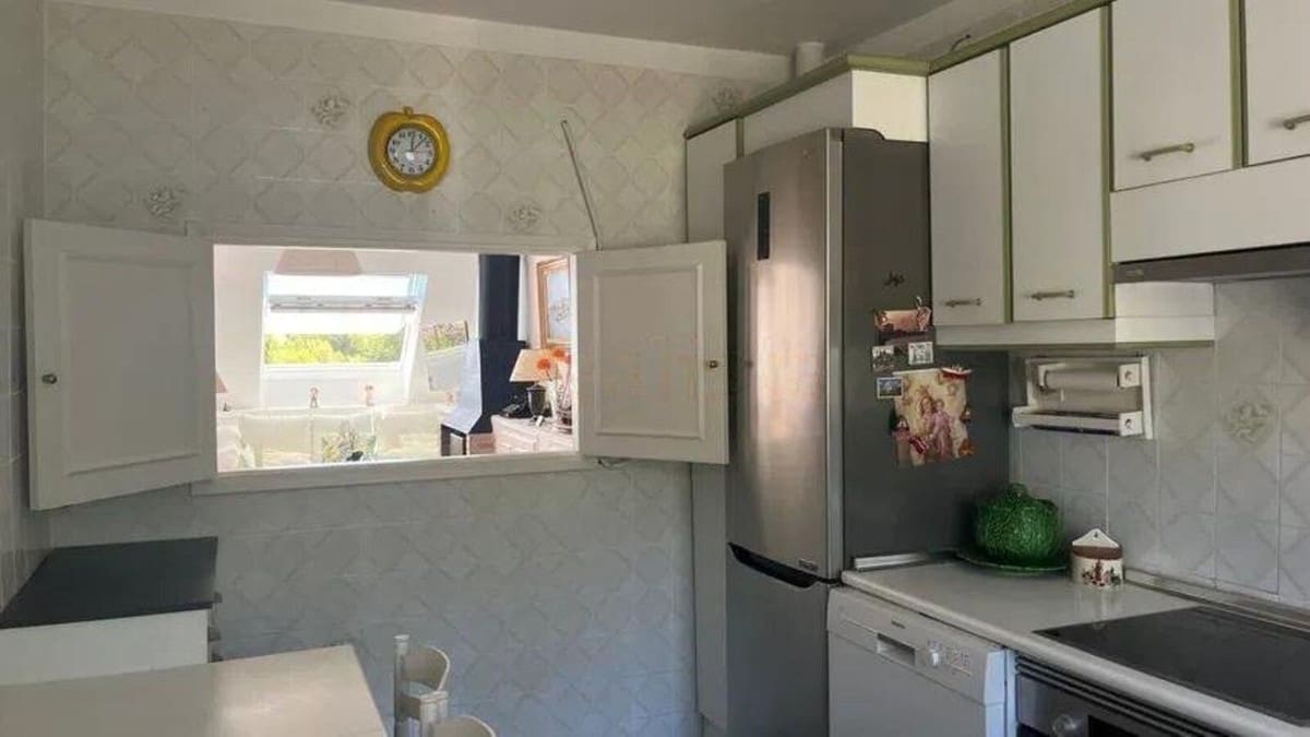 4 slaapkamer Huis te koop in Estepona met zwembad garage - € 629.000 (Ref: 10111013)