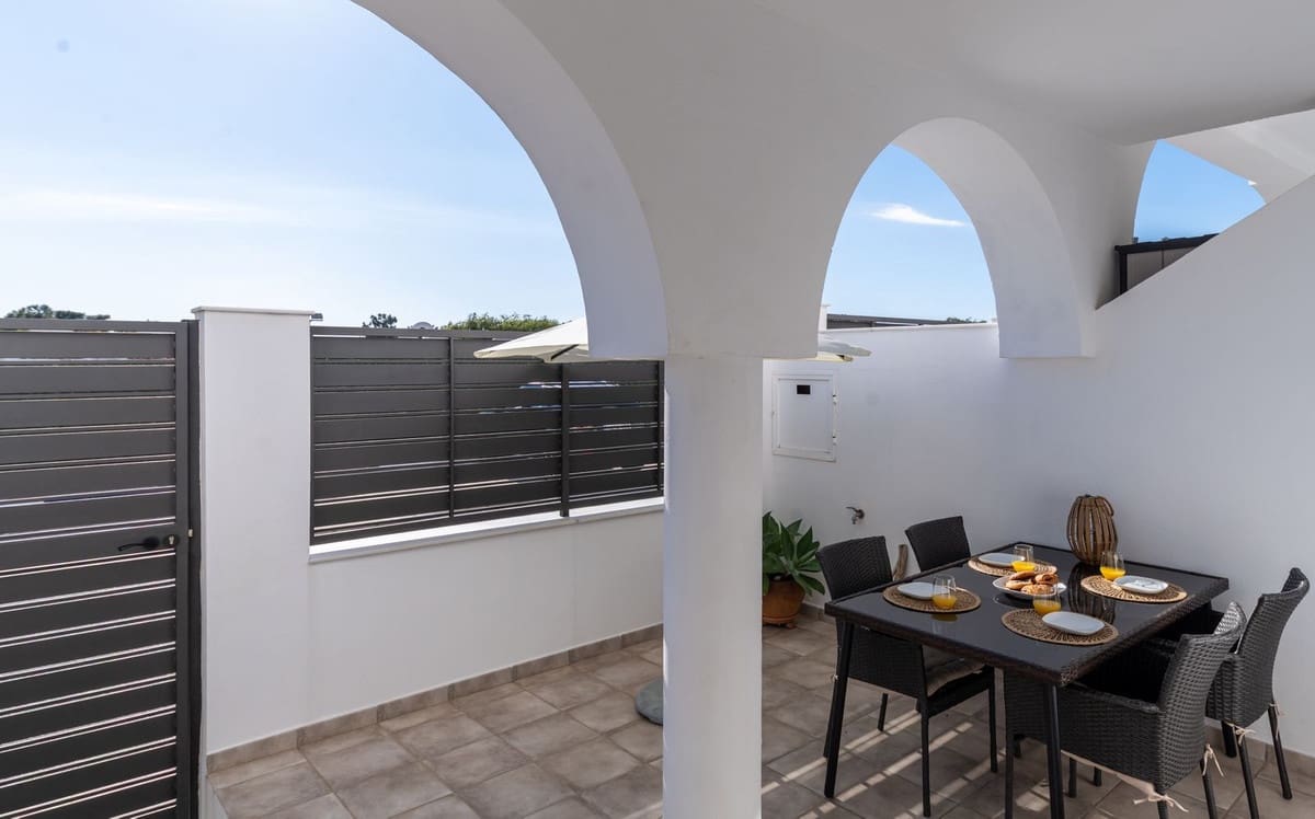 2 quarto Casa em Banda para venda em Marbella com piscina - 350 000 € (Ref: 10111808)