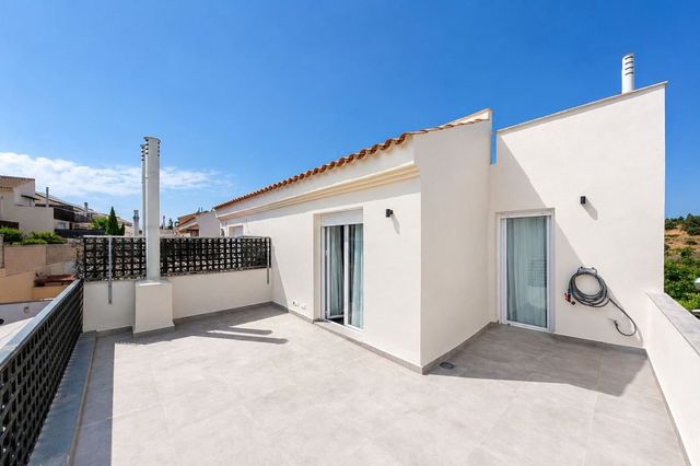 2 soverom Hus til salgs i Mijas med svømmebasseng garasje - € 369 000 (Ref: 10111809)